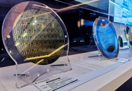 傳感器有多智能<strong></p>
<p>智能傳感器</strong>？到蚌埠看看去:智能傳感器